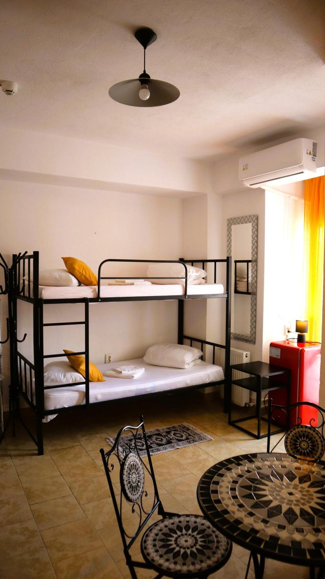 6-Bed Mixed Dormitory Room,1677865925:JPEG