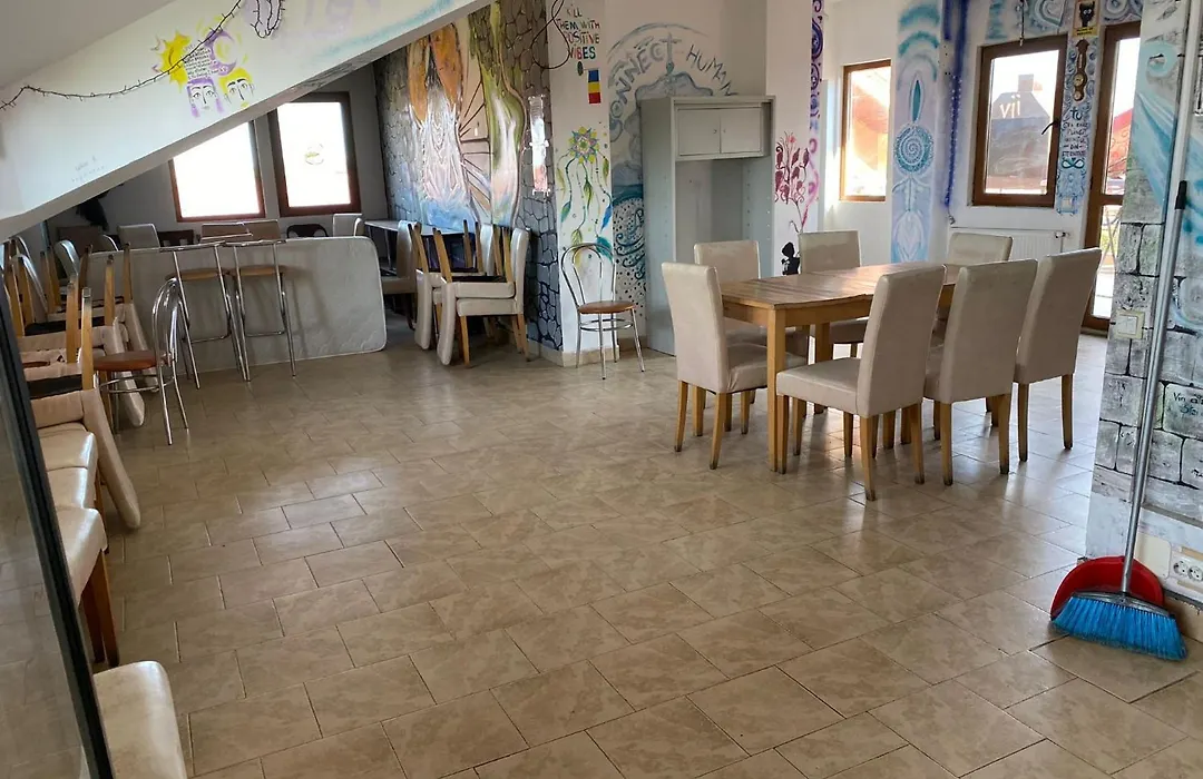 Taxi Hostel-1
